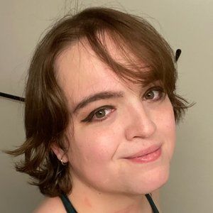 Meet your Posher, Zoë